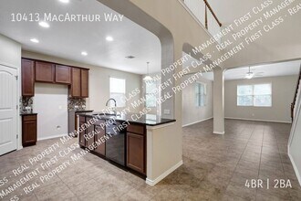 10413 Macarthur Way in Converse, TX - Building Photo - Building Photo