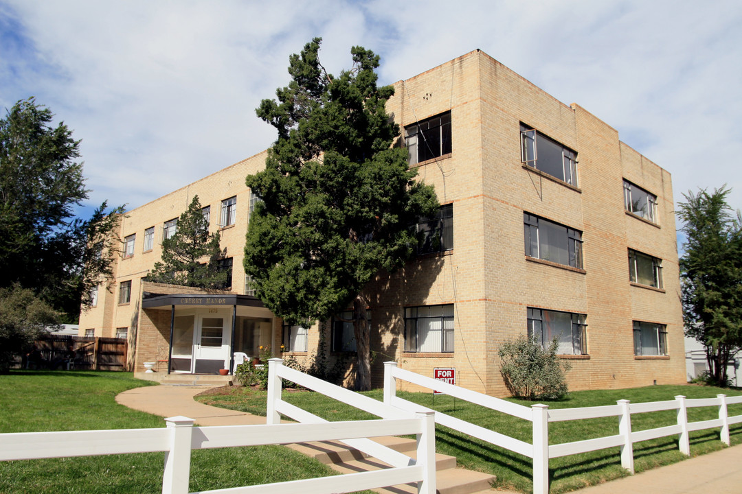 Cherry Manor Apartments in Denver, CO - Foto de edificio