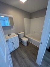 235-237-237 State Rd in Westport, MA - Building Photo - Building Photo