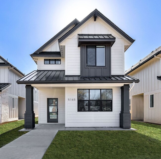 property at 5165 W Targee St
