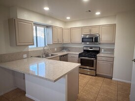 79251 Ave 42 in Bermuda Dunes, CA - Building Photo