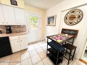 268 S Atlantic Ave in Cocoa Beach, FL - Building Photo - Building Photo