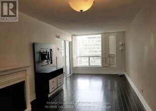 92 King St E in Toronto, ON - Building Photo - Building Photo