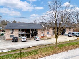 184 High St in Doylestown, OH - Building Photo