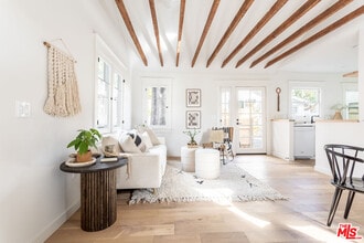 372 N Ave 53 in Los Angeles, CA - Building Photo - Building Photo