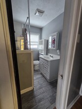 327 Rustic Ave in Mount Oliver, PA - Building Photo - Building Photo