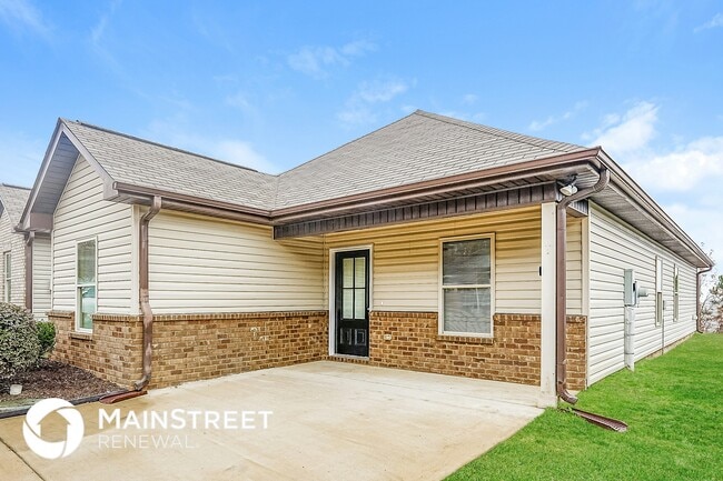 555 Kincaid Cove Ln in Odenville, AL - Building Photo - Building Photo