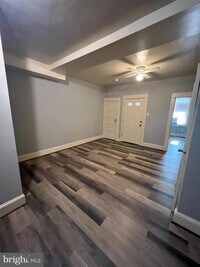 4402 Fairhaven Ave photo'