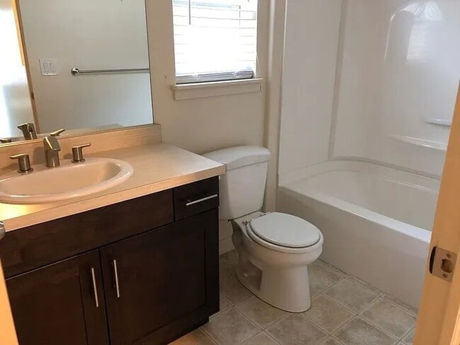 11219 Crescent Oak Way in Sandy, UT - Building Photo - Building Photo