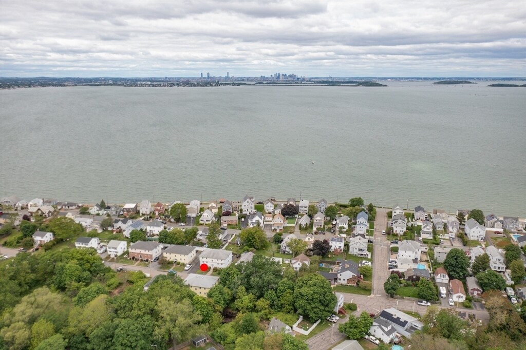 51 Stoughton St in Quincy, MA - Building Photo