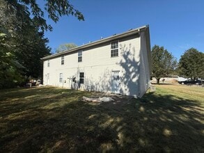 4114 Hidden Creek Ct in Columbia, MO - Building Photo - Building Photo