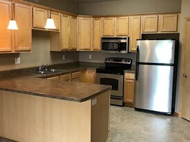1275 Alexander Way, Unit 303 in North Liberty, IA - Building Photo