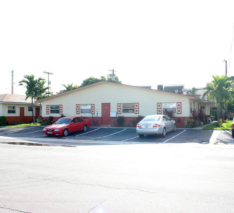 4 Plex In Sunrise in Fort Lauderdale, FL - Building Photo