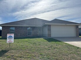 316 Timber Ridge Dr in Nolanville, TX - Building Photo