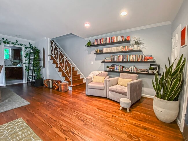 property at 218 E Taylor Run Pkwy