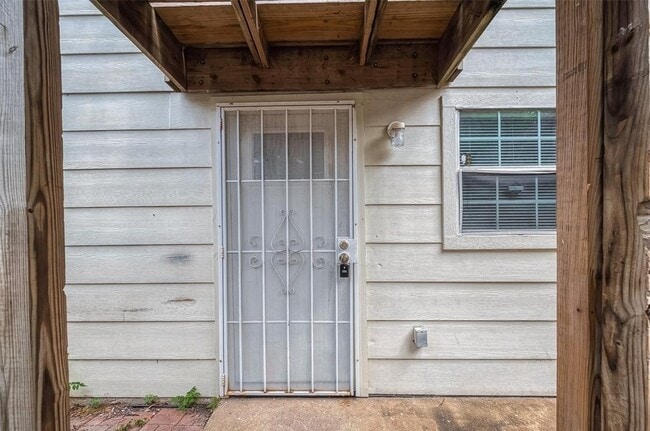 2051 Santa Rosa St in Houston, TX - Building Photo - Building Photo