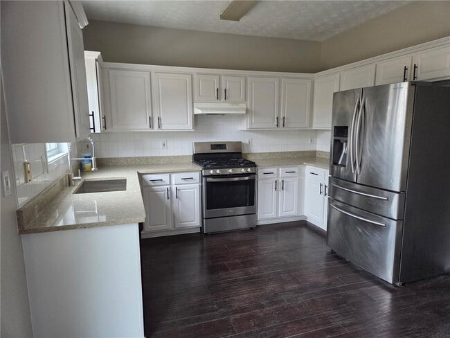 590 Clairidge Ln SW in Lawrenceville, GA - Building Photo - Building Photo