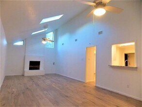 5691 Calder Ave in Beaumont, TX - Building Photo - Building Photo