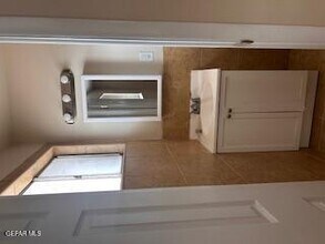 471 Pinewood St in El Paso, TX - Building Photo - Building Photo