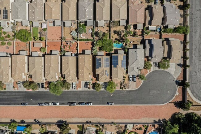 property at 3166 E Eldorado Ln