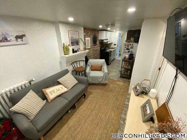 40 Anderson St, Unit 15 in Boston, MA - Building Photo - Building Photo