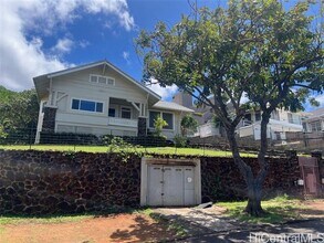1691 Kamamalu Ave in Honolulu, HI - Building Photo - Building Photo