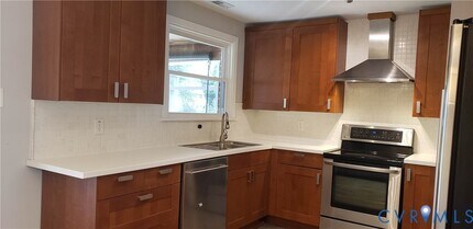 2318 Leah Rd in Richmond, VA - Foto de edificio - Building Photo