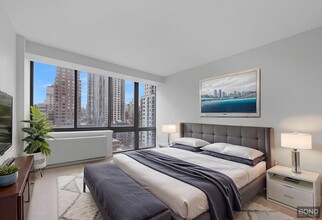 408 E 92nd St in New York, NY - Building Photo - Building Photo