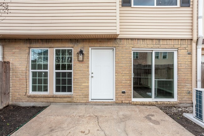 property at 972 Park Meadow Dr