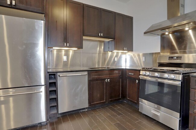 115 Sherman Ave in Jersey City, NJ - Building Photo - Building Photo