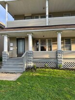 4408 Alpha Ave in Newburgh Heights, OH - Building Photo