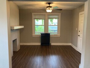 3056 Pinehurst Ave in Pittsburgh, PA - Building Photo - Building Photo