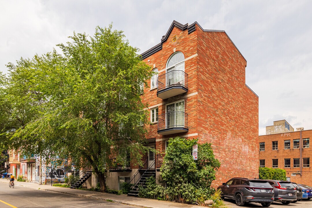 4277-4287 Clark in Montréal, QC - Building Photo