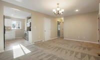 7261 Avrum Dr in Denver, CO - Building Photo - Building Photo