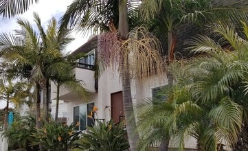 314 20th St, Unit D in Huntington Beach, CA - Building Photo - Building Photo