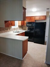 3075 Patricia Dr in Pensacola, FL - Building Photo - Building Photo