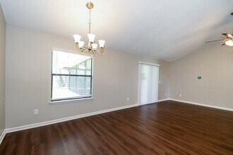 2330 Casablanca Ct in Middleburg, FL - Building Photo - Building Photo