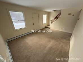 53 Valley View Ln in Bangor, ME - Building Photo - Building Photo