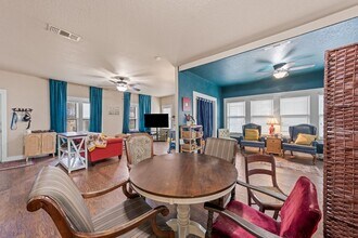 312 Lytle St in Kerrville, TX - Building Photo - Building Photo