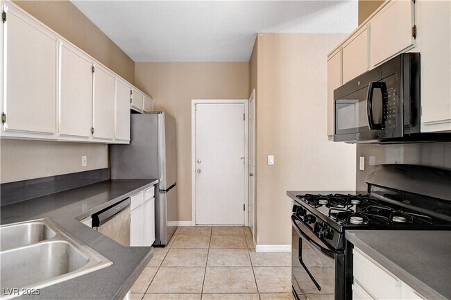 property at 1661 Cloister Ave