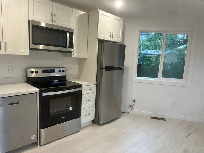 1015 47th St in Emeryville, CA - Building Photo - Building Photo