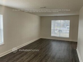 1802 Oak Valley Dr in Kemah, TX - Building Photo - Building Photo