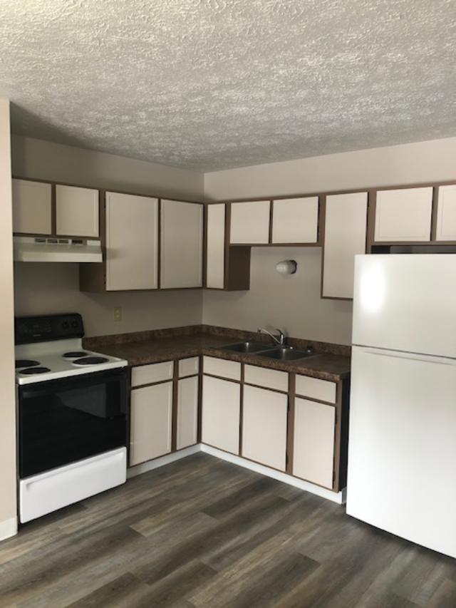 700 Homestead St Apartments and Nearby Marquette Apartments For Rent