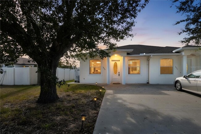 12113 Capilla Ln in Venice, FL - Foto de edificio - Building Photo