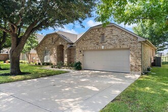 2521 Butler National Dr in Pflugerville, TX - Building Photo - Building Photo