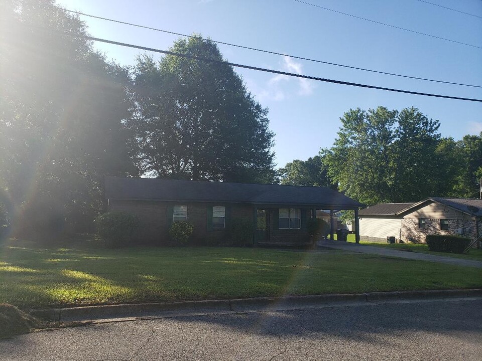 5345 2nd Ct E in Tuscaloosa, AL - Building Photo
