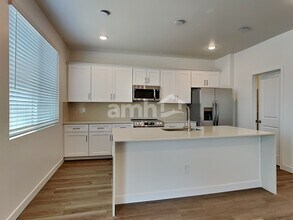 9717 W Luxton Ln in Tolleson, AZ - Building Photo - Building Photo