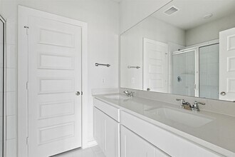 8486 Sweet Cherry Ln in Magnolia, TX - Building Photo - Building Photo