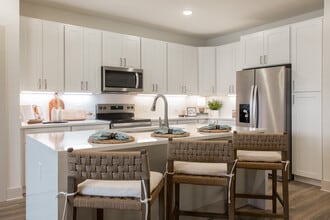 Saltaire Apartment Homes in Santa Rosa Beach, FL - Foto de edificio - Building Photo