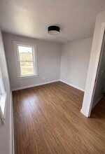 22 Summer St in Lewiston, ME - Building Photo - Building Photo